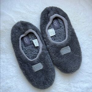 UGG Gray Fuzzy Slippers